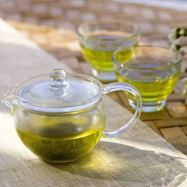 HARIO ChaCha Kyusu Maru üveg teáskanna beépített szűrővel, 450ml kiszerelésben