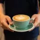 Loveramics Egg Flat White csésze aljtányérral, Basil színben, 150 ml