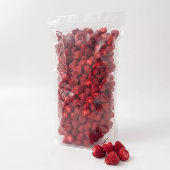 Egész liofilizált eper Single Origin Halmeuból, The Botanist by Barshaker csomagolásban