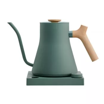 Fellow Stagg EKG PRO - Elektromos Pour-Over Vízforraló - Matt Zöld, Dió Nyéllel
