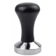 Fekete ergonomikus tamper lapos talppal, 51mm átmérőjű kávétömörítő
