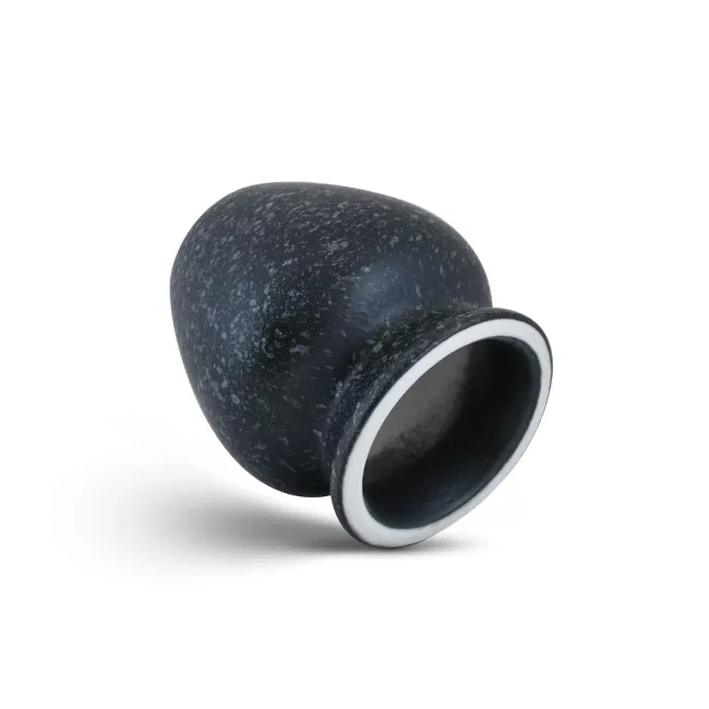 Kurai kerámia chasen tartó sötét mázas felülettel bambusz habverőhöz